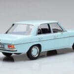 Mercedes 200 W115 Norev 1:18 183777 Métal - image 3 of 7