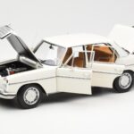 Mercedes 200 W115 Blanc Norev 1:18 - image 2 of 8