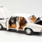 Mercedes 200 W115 Blanc Norev 1:18 - image 5 of 8