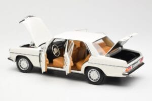 Mercedes 200 W115 Blanc Norev 1:18 183770 Métal — image 5 sur 8