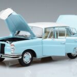 Mercedes 220 S W111 Bleu Norev 1:18 183920 Métal - image 2 of 7