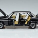 Mercedes 230E W123 Édition Limitée Norev 1:18 183711 Métal - image 4 of 8