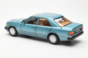 Mercedes 230E W124 Beryl Metallic Édition Concessionnaire Norev 1:18 B66040698 Métal — image 7 sur 8