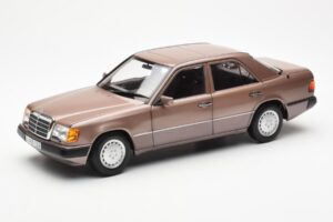 Mercedes 230E W124 Rosewood Metallic Édition Concessionnaire Norev 1:18