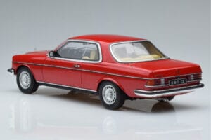 Mercedes 280 CE C123 Rouge Otto 1:18 OT145 Résine — image 5 sur 6