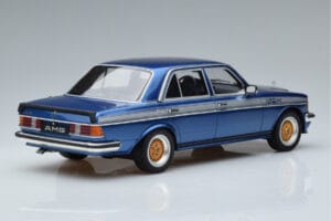 Mercedes 280 E AMG W123 Bleu Otto 1:18 OT221 Résine — image 2 sur 6