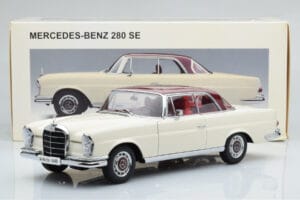 Mercedes 280 SE W108 Blanc AUTOart 1:18 76287 Métal — image 8 sur 8