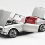 Mercedes 280 SL W113 Pagode Argent Schuco 1:18 - image 2 of 8