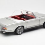 Mercedes 280 SL W113 Pagode Argent Schuco 1:18 - image 3 of 8