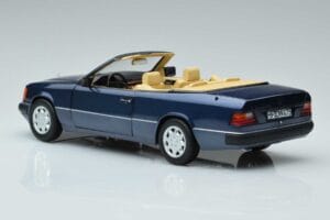 Mercedes 300 CE-24 A124 Cabriolet Nautical Bleu Édition Limitée Norev 1:18 183879 Métal — image 6 sur 7