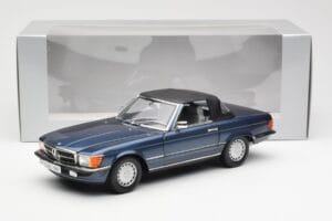 Mercedes 300 SL R107 Bleu Nautique Norev 1:18 183466 Métal — image 8 sur 8