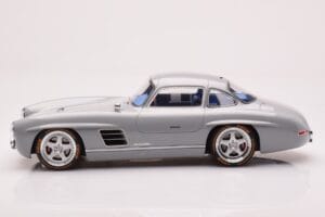Mercedes 300 SL W198 Gullwing By S-Klub Gris GT Spirit 1:18 GT418 Résine — image 3 sur 6