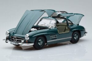 Mercedes 300 SL W198 Gullwing Vert Norev 1:18 183851 Métal — image 2 sur 7