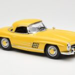 Mercedes 300 SL W198 Roadster Jaune Norev 1:18 - image 6 of 8