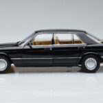 Mercedes 560 SEL W126 Noir Norev 1:18 - image 4 of 7