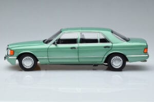 Mercedes 560 SEL W126 Vert Clair Norev 1:18 183469 Métal — image 4 sur 7
