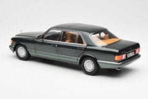 Mercedes 560 SEL W126 Night Vert Métallique Dealer Edition Norev 1:18 B66040626 Métal — image 7 sur 8