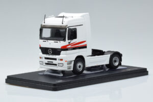 Mercedes Actros MP1 Blanc IXO 1:43 TR064