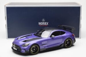 Mercedes AMG GT Black Series Violet Asia Exclusive Norev 1:18 183907 Métal — image 8 sur 8