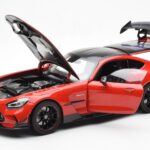 Mercedes AMG GT Black Series Rouge Asia Exclusive Norev 1:18 - image 2 of 8
