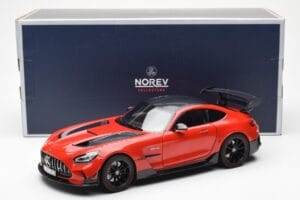 Mercedes AMG GT Black Series Rouge Asia Exclusive Norev 1:18 183906 Métal — image 8 sur 8