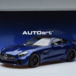 Mercedes AMG GT R C190 Bleu Brillant AUTOart 1:18 76334 Métal - image 7 of 7