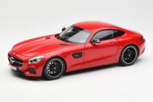 Mercedes AMG GT C190 Rouge Norev 1:18