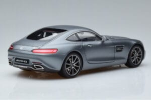 Mercedes AMG GT S Selenite Gris Magno Norev 1:18 B66960343 Métal — image 3 sur 7