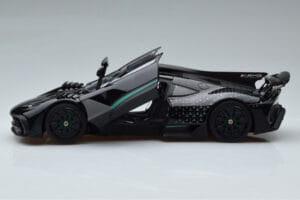 Mercedes AMG One Noir NZG 1:18 B66961042 Métal — image 5 sur 9
