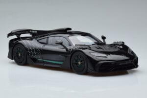 Mercedes AMG One Noir NZG 1:18 B66961042 Métal — image 7 sur 9