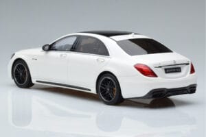 Mercedes AMG S63 W222 Diamond Blanc GT Spirit 1:18 B66965714 Résine — image 5 sur 6