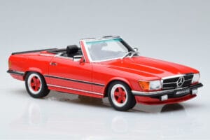 Mercedes AMG SL500 R107 Rouge Otto 1:18 OT962 Résine — image 4 sur 6