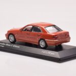 Mercedes C-Class W202 C240 Orange Métallisé Minichamps 1:43 - image 3 of 4