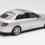 Mercedes C-Class W204 Avantgarde Argent AUTOart 1:18 - image 3 of 8