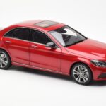 Mercedes C-Class W205 Rouge Métallique Asia Exclusive Norev 1:18 - image 6 of 8