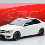 Mercedes C63 AMG W204 Blanc GT Spirit 1:18 - image 6 of 6