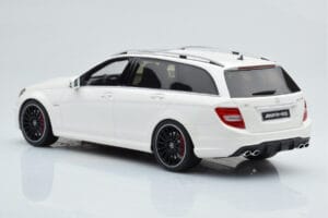 Mercedes C63 AMG S204 T-Model Blanc GT Spirit 1:18 GT147 Résine — image 5 sur 8