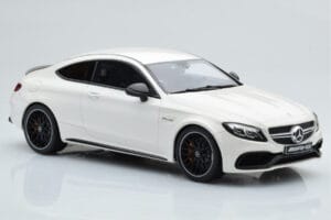 Mercedes C63S AMG C205 Coupé Blanc GT Spirit 1:18 B66965707 Résine — image 4 sur 6