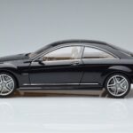 Mercedes CL63 AMG C216 Noir AUTOart 1:18 76169 Métal - image 3 of 6