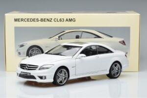 Mercedes CL63 AMG C216 Blanc AUTOart 1:18 76167 Métal — image 6 sur 6