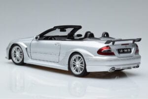 Mercedes CLK DTM AMG W209 Cabriolet Argent Kyosho 1:18 B66962272 Métal — image 7 sur 8