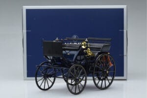 Mercedes Daimler Motorkutsche Bleu Foncé Norev 1:18 183700 Métal — image 6 sur 6