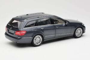Mercedes E-Class S212 T-Model Tenorit Gris Métallisé Minichamps 1:18 B66962447 Métal — image 3 sur 8