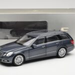 Mercedes E-Class S212 T-Model Tenorit Gris Métallisé Minichamps 1:18 - image 8 of 8