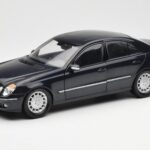 Mercedes E-Class W211 Bleu Métallisé Kyosho 1:18