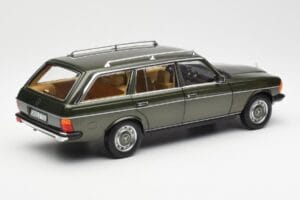 Mercedes 230T W123 T-Model Vert Métallisé Norev 1:18 183730 Métal — image 3 sur 8