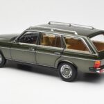 Mercedes 230T W123 T-Model Vert Métallisé Norev 1:18 - image 7 of 8