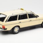 Mercedes 230T W123 T-Model Taxi Norev 1:18 - image 3 of 8