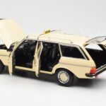 Mercedes 230T W123 T-Model Taxi Norev 1:18 - image 5 of 8