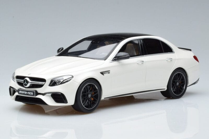 Mercedes AMG E63 S W213 Blanc GT Spirit 1:18